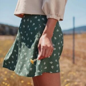Marine Layer Bonnie Mini Skirt in Green Modern Ditsy NEW SIZE 8